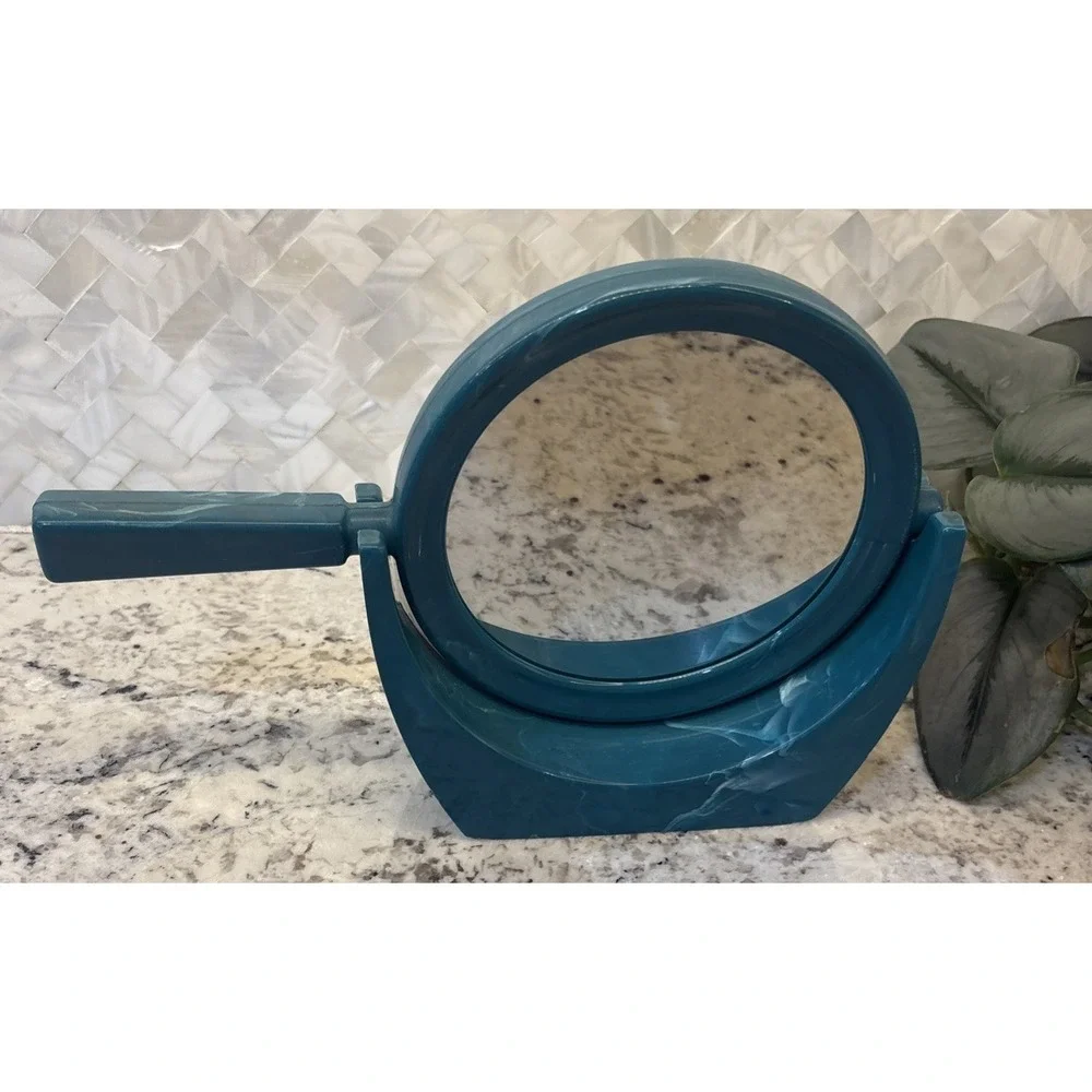 Mirror Image vintage londonware